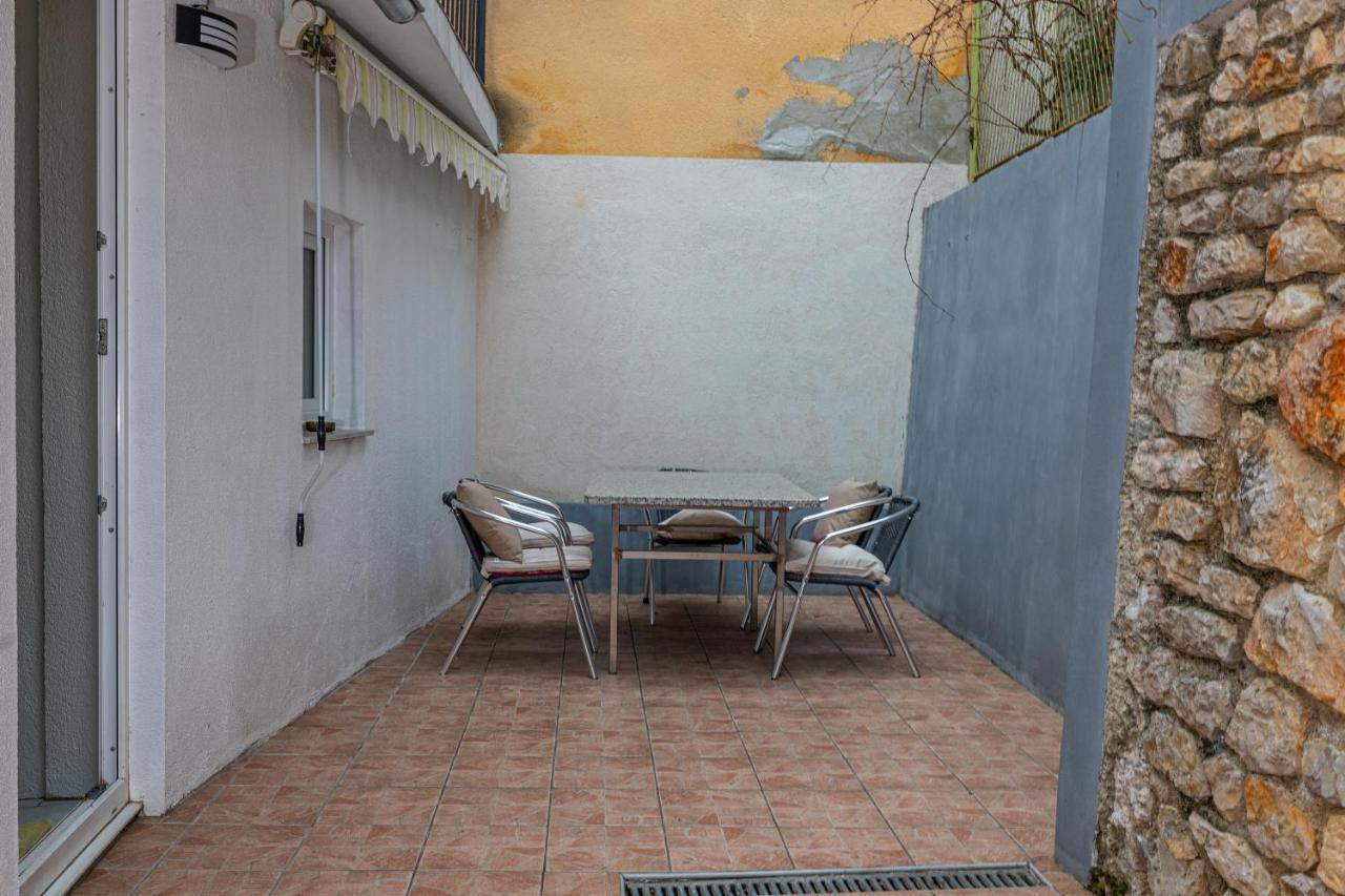 Apartmani Gabrijela Crikvenica Exterior photo