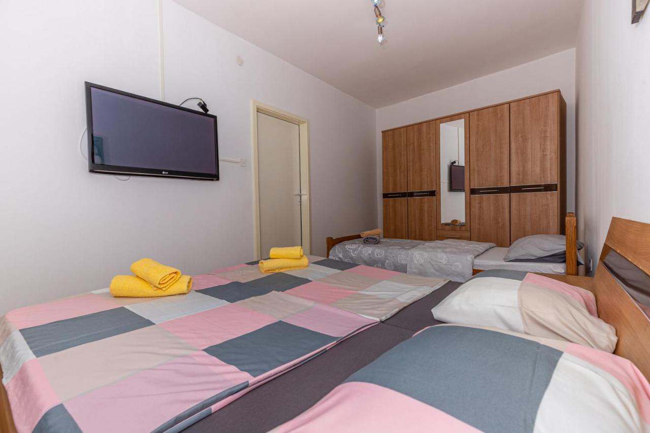 Apartmani Gabrijela Crikvenica Exterior photo